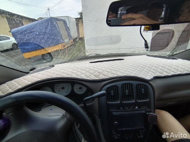 Накидка на панель Додж Караван 4