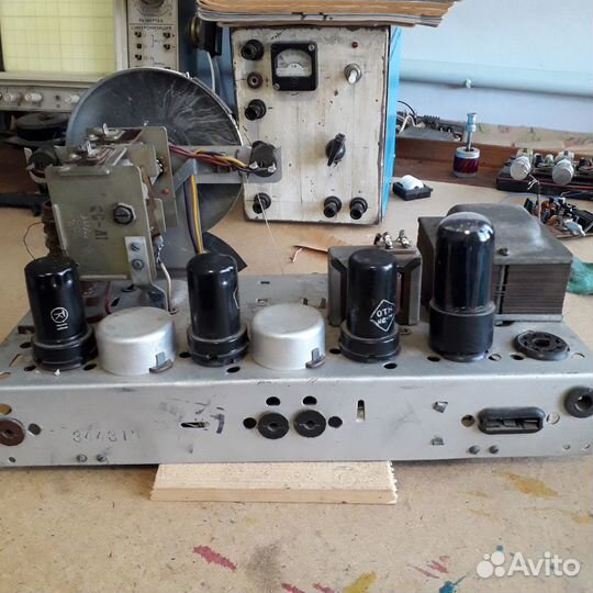 Радиоприемник ламповый рекорд