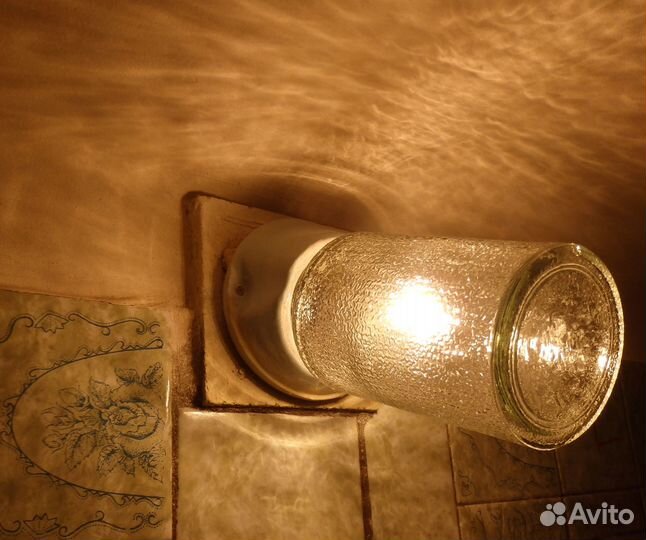 Плафон СССР для ванной комнаты завинчивающийся