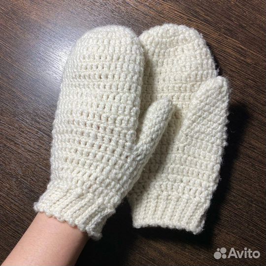 Варежки вязаные ручной работы