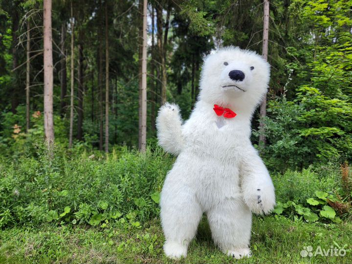 Поздравление от белого мишки