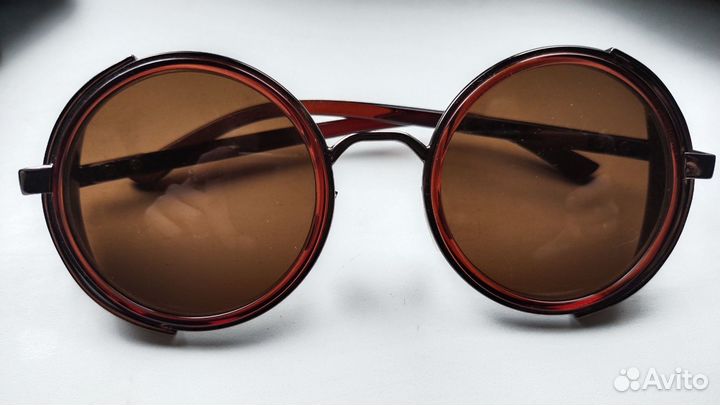 Солнцезащитные очки