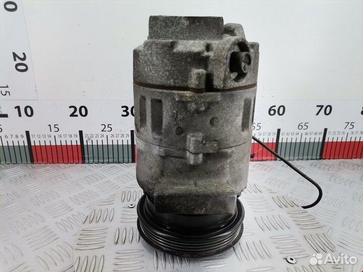 Компрессор кондиционера для Volkswagen Passat 5