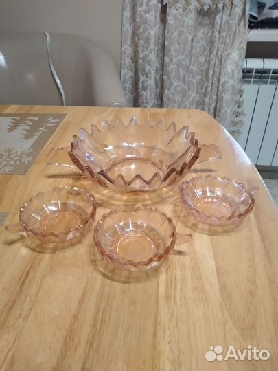 Ваза конфетница цветное стекло