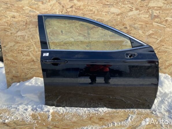 Toyota Camry 70 Дверь передняя правая