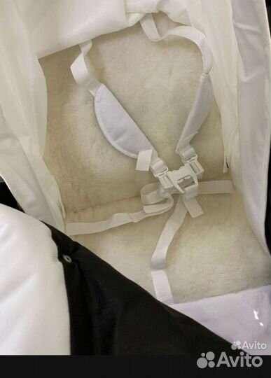 Коляска санки белые