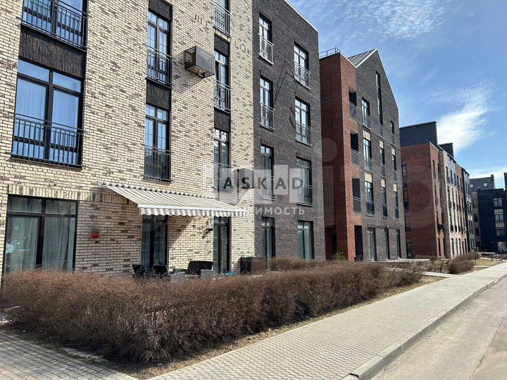 2-к. квартира, 72 м², 1/4 эт.