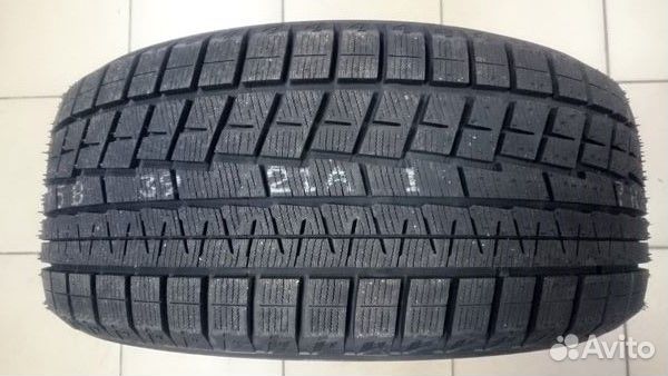 Yokohama Ice Guard IG60 245/45 R18 100Q