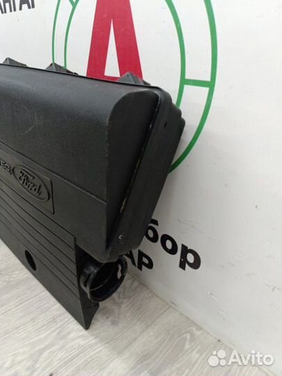 Корпус воздушного фильтра Ford Fusion CBK 1.4L