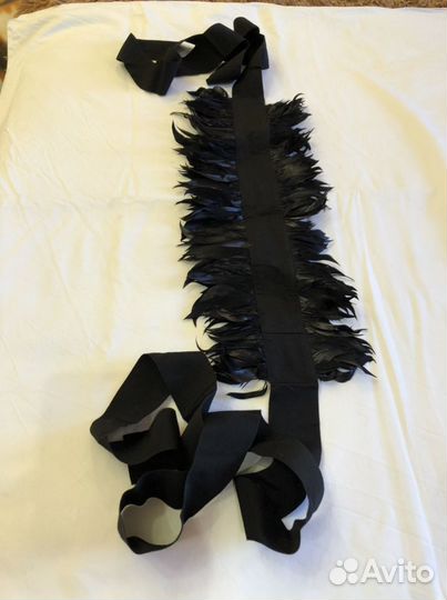 Пояс из перьев
