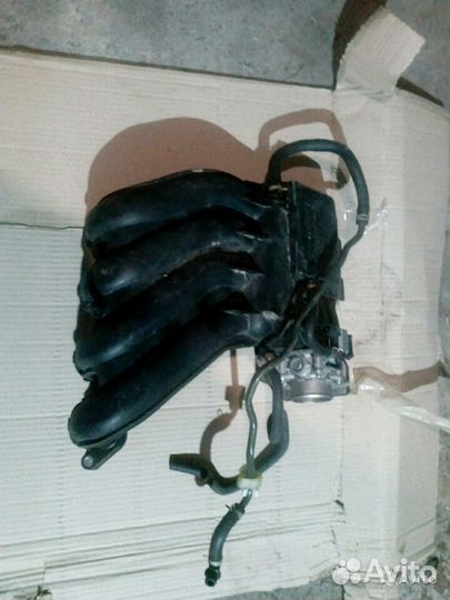 Коллектор впускной Nissan