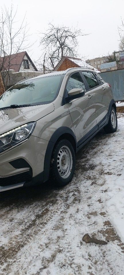 ВАЗ (LADA) XRAY Cross: фото владельца
