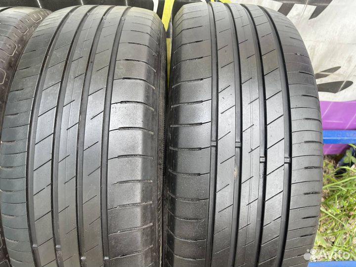 Goodyear EfficientGrip Performance 215/55 R18