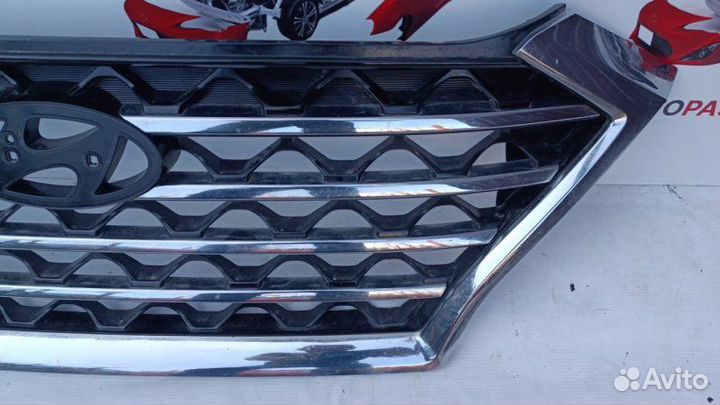 Решетка радиатора передняя Hyundai Tucson 3 TL