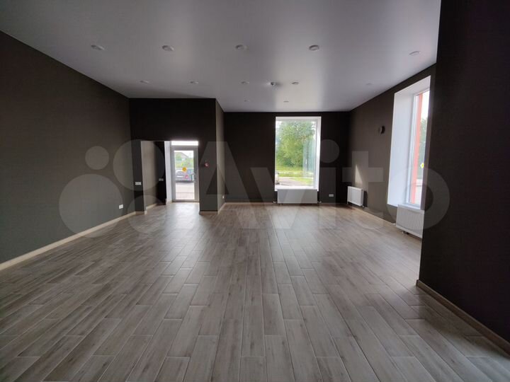 Торговая площадь, 58 м²