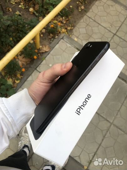iPhone 7 Plus, 32 ГБ