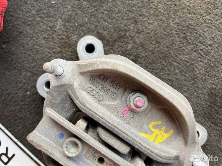 Подушка кпп Audi A5 8T