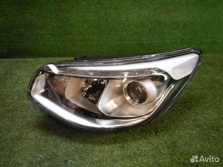 Фара левая Kia Soul