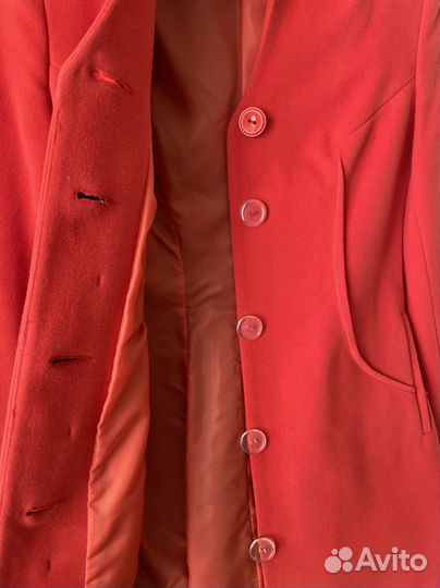 Женское пальто демисезонное 40-42 размер