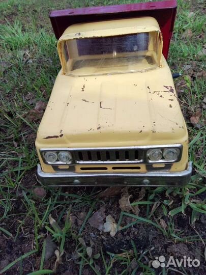 Игрушки СССР. Самосвал