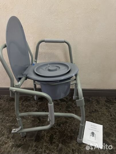 Санитарное кресло туалет новое