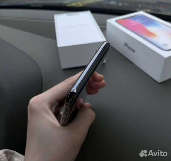 iPhone X, 256 ГБ