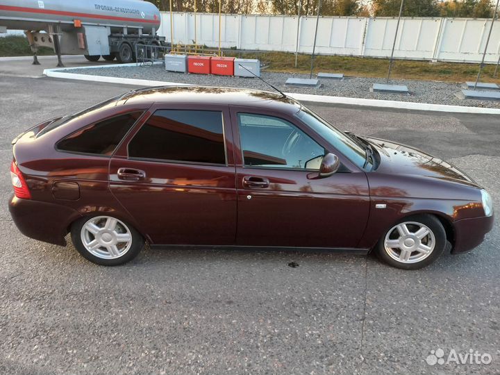 LADA Priora 1.6 МТ, 2010, 106 000 км