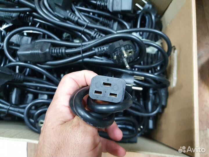 Кабель питания для асика с19 1.5м 3*2,5 мм