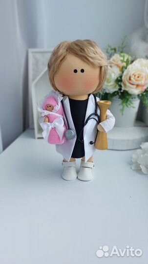 Кукла врач акушер Интерьерная кукла доктор