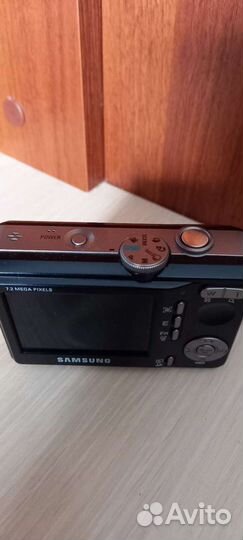 Компактный фотоаппарат