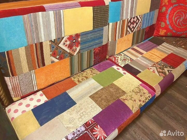 Диван двухместный в восточном стиле