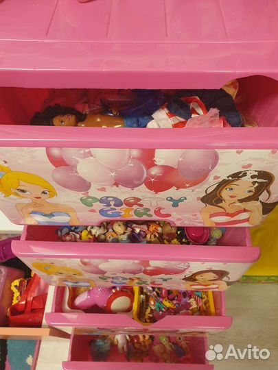 Ящик с игрушками для девочки