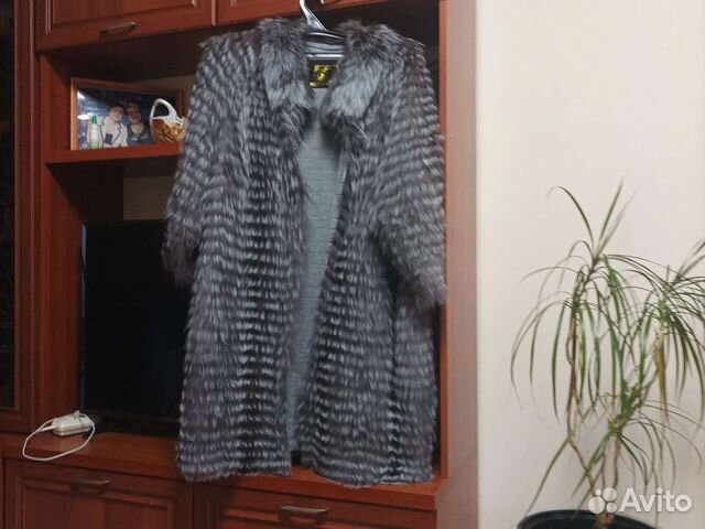 Шуба на трикотаже чернобурка