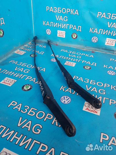 Ауди А5-2018г.В9. Поводки дворников