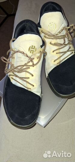 Кроссовки adidas