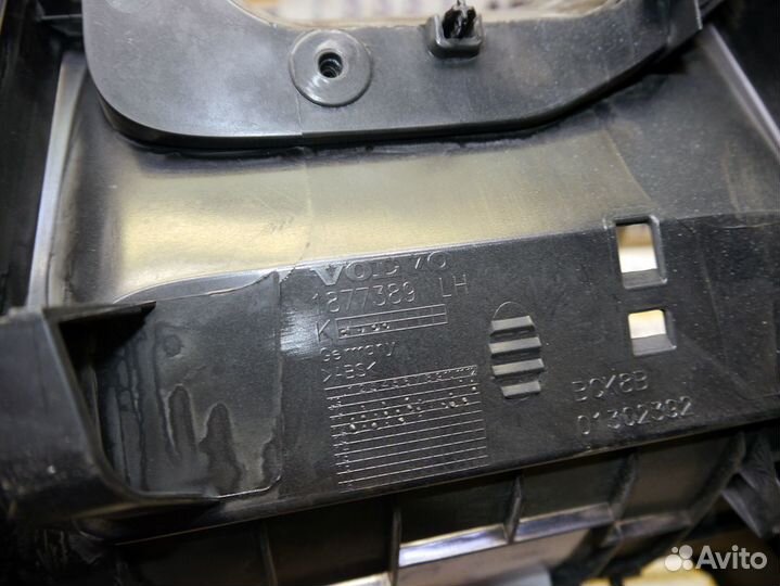 Консоль панель центральная Вольво XC60.2012D17