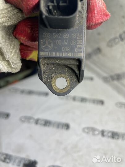 Датчик ускорения Mercedes CL500