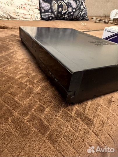 Видеомагнитофон akai