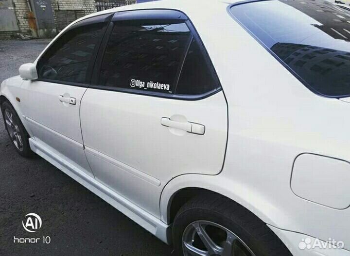 Ник наклейка на авто