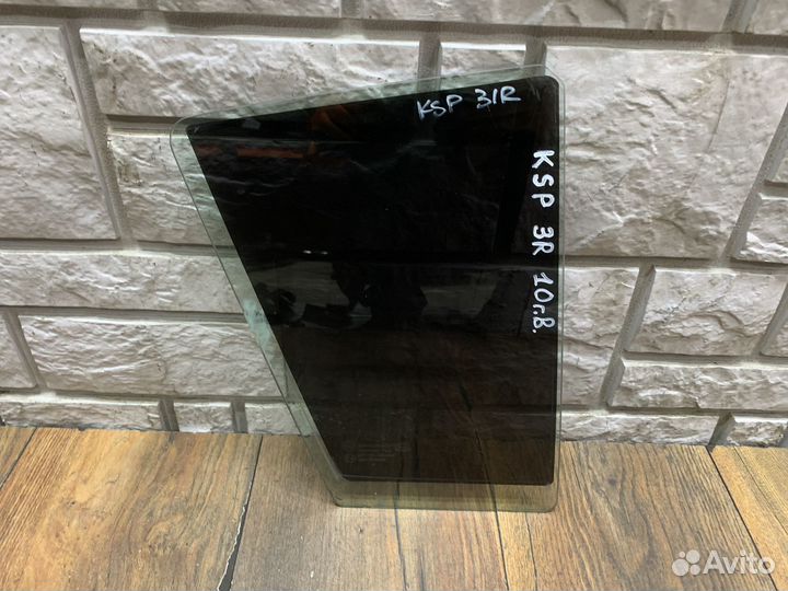 Kia Sportage Стекло двери задней (форточка) LH RH