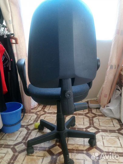 Компьютерное кресло
