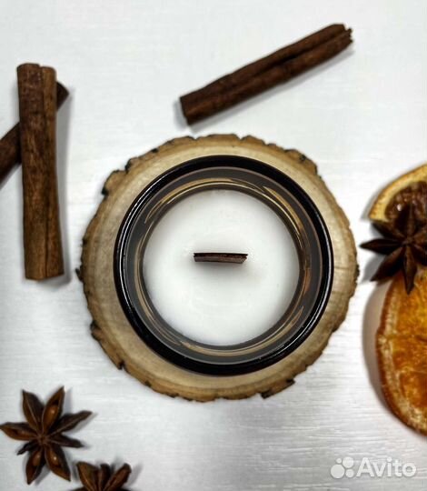 Свеча ароматическая кокосовая в баночке