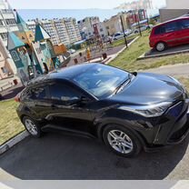 Toyota C-HR 1.2 CVT, 2020, 22 000 км, с пробегом, цена 2 599 000 руб.