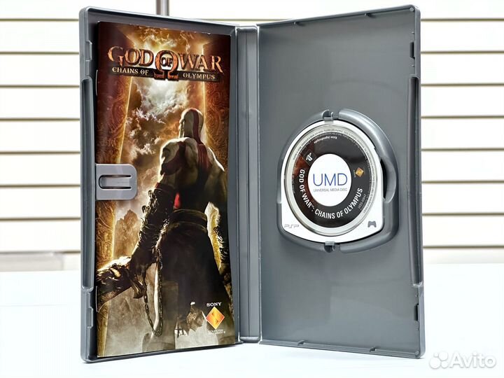 God of War (Бог войны): Chains of Olympus (PSP)