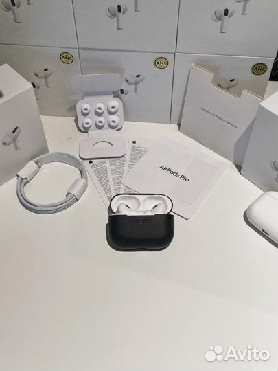 Airpods + шанс принять участие в розыгрыше