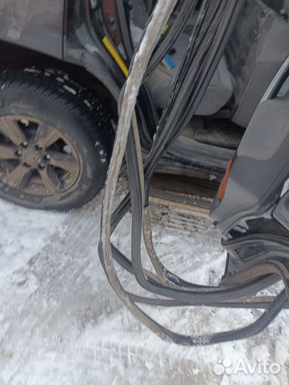 Уплотнительные резинки дверей Volkswagen passat pa