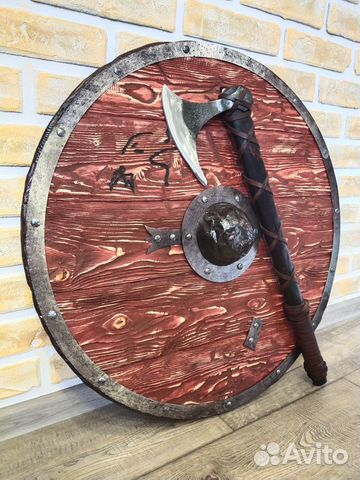 Топор и Щит Рагнара (панно)