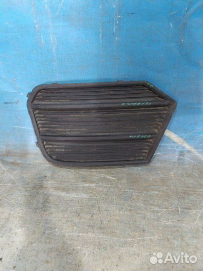 Накладка бампера левая Audi Q3 2014-2019