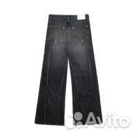 Vertical seam denim in washed grey
