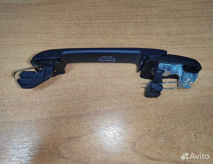 Ручка двери задняя левая/правая VW Golf 3 / Vento